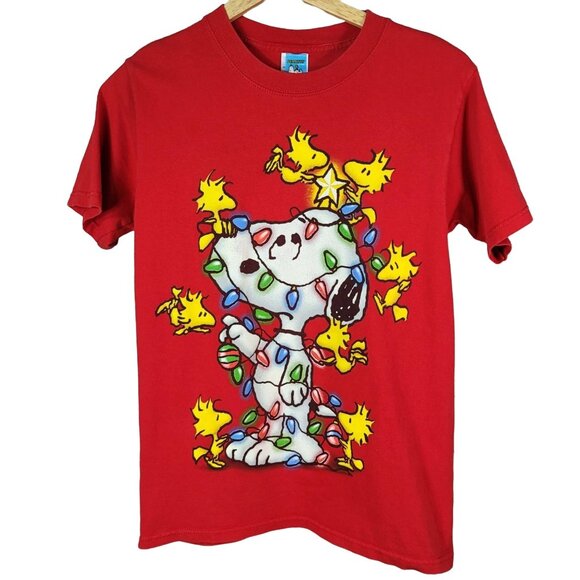 Peanuts Christmas T Shirt Red Small Short Sleeve Lights Snoopy Woodstock Vintage - Picture 1 of 6
